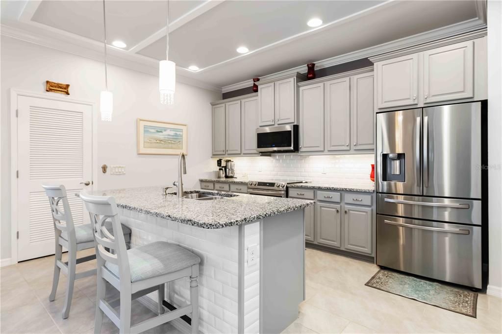 待售: $342,500 (2 贝兹, 2 浴室, 1515 平方英尺)