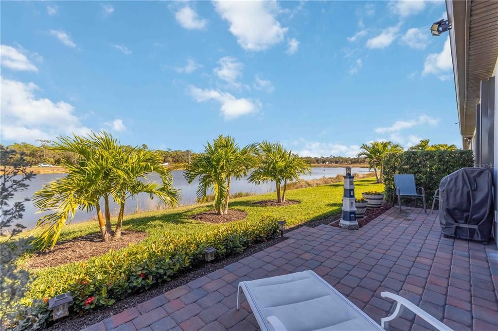 待售: $342,500 (2 贝兹, 2 浴室, 1515 平方英尺)