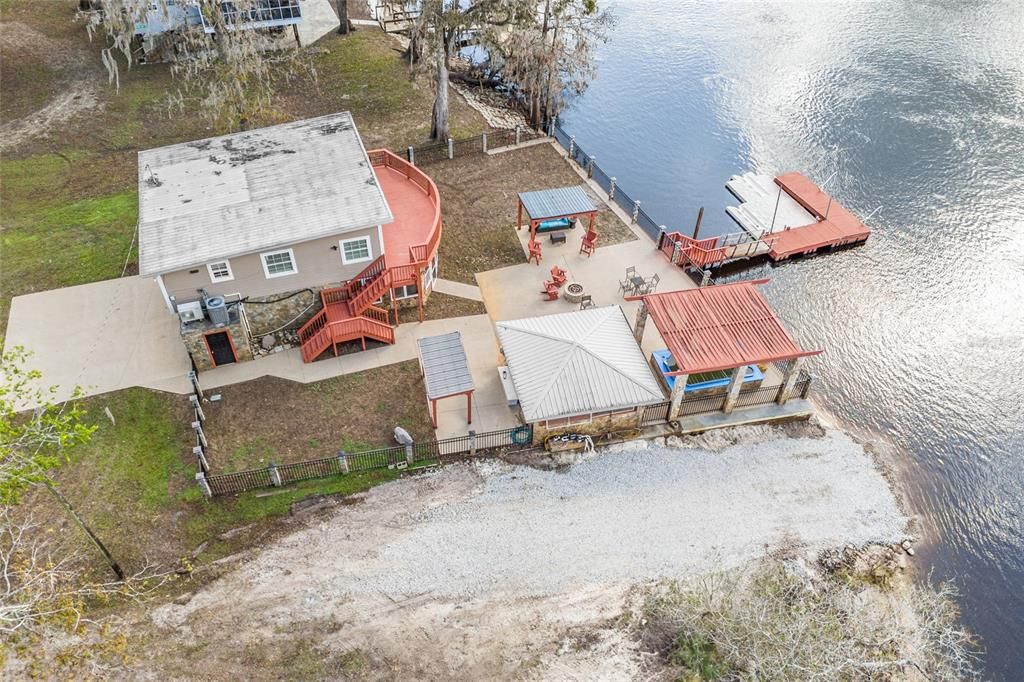 For Sale: $575,000 (3 beds, 2 baths, 1620 Square Feet)