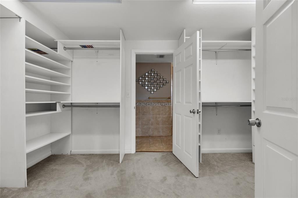 For Sale: $575,000 (3 beds, 2 baths, 1620 Square Feet)