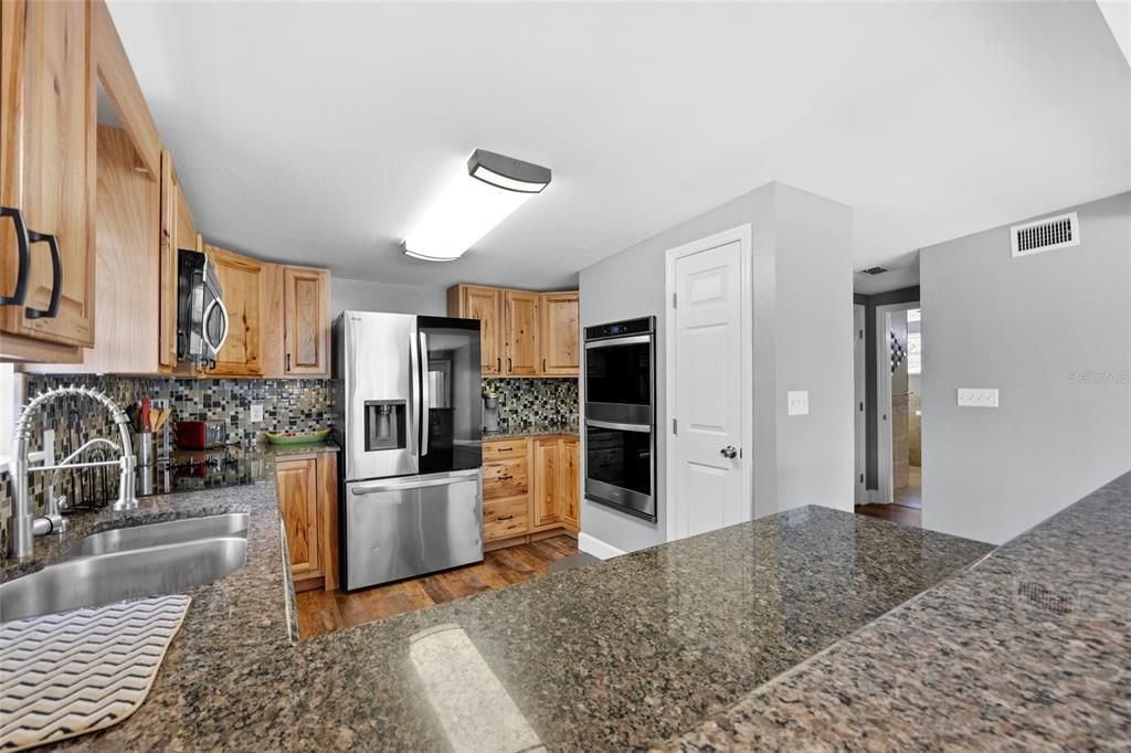 For Sale: $575,000 (3 beds, 2 baths, 1620 Square Feet)