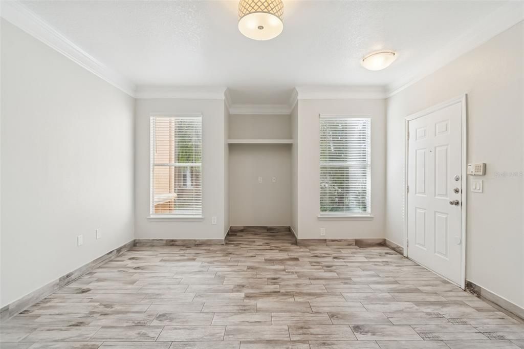 Active With Contract: $167,000 (2 beds, 2 baths, 1340 Square Feet)