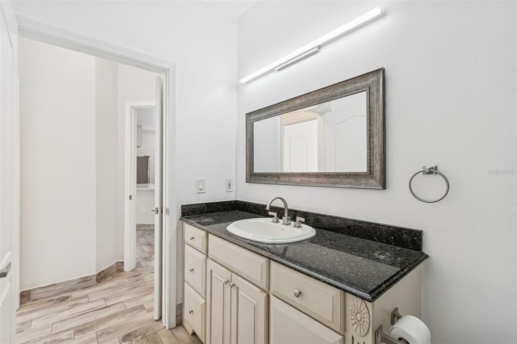 Active With Contract: $167,000 (2 beds, 2 baths, 1340 Square Feet)