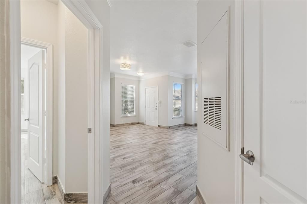 Active With Contract: $167,000 (2 beds, 2 baths, 1340 Square Feet)