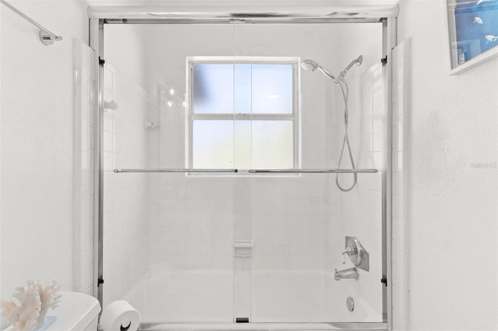 En Venta: $460,000 (3 camas, 2 baños, 1250 Pies cuadrados)