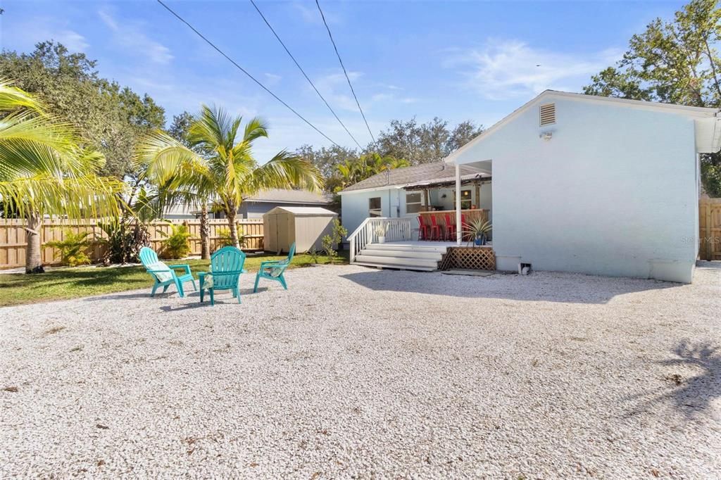 En Venta: $460,000 (3 camas, 2 baños, 1250 Pies cuadrados)