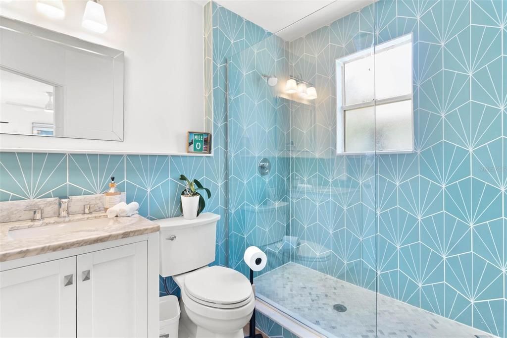 En Venta: $460,000 (3 camas, 2 baños, 1250 Pies cuadrados)