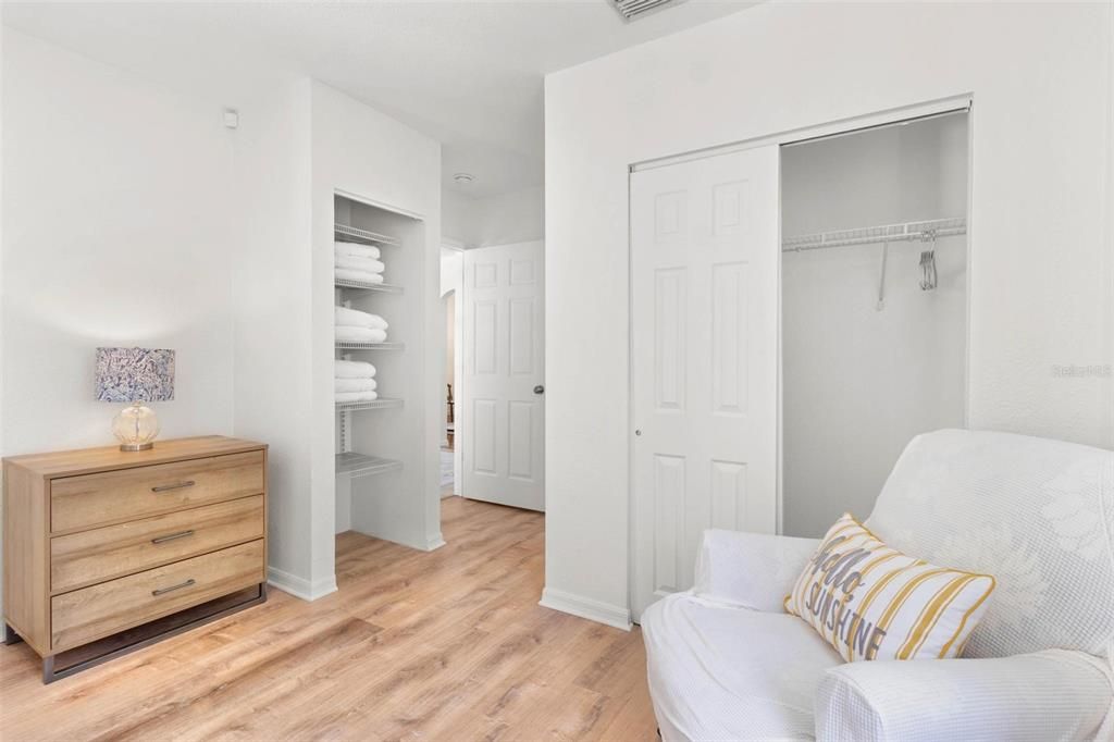 En Venta: $460,000 (3 camas, 2 baños, 1250 Pies cuadrados)