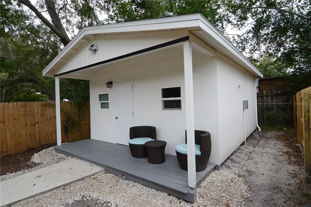 For Rent: $1,150 (1 beds, 1 baths, 530 Square Feet)