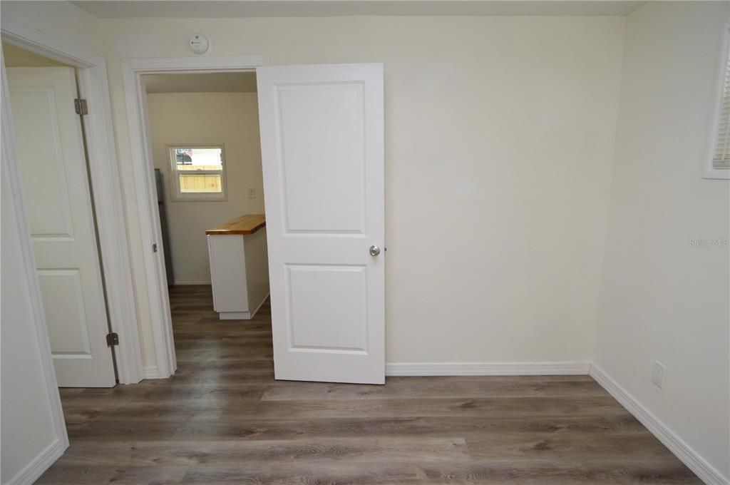 For Rent: $1,150 (1 beds, 1 baths, 530 Square Feet)