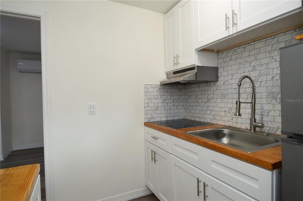 For Rent: $1,150 (1 beds, 1 baths, 530 Square Feet)