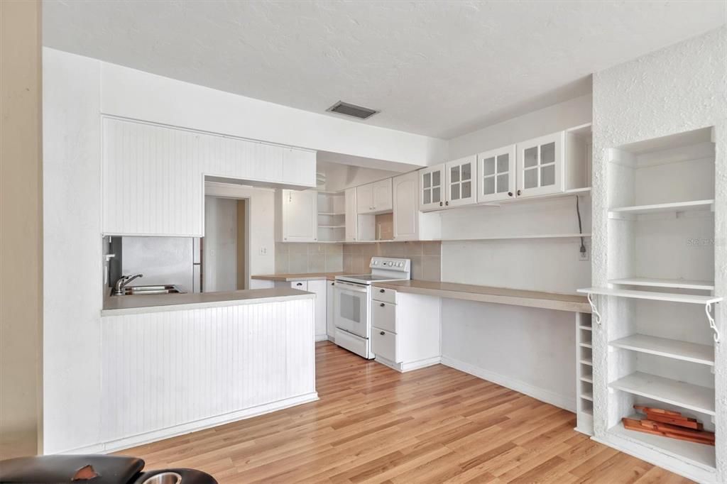 For Sale: $370,000 (3 beds, 0 baths, 1872 Square Feet)