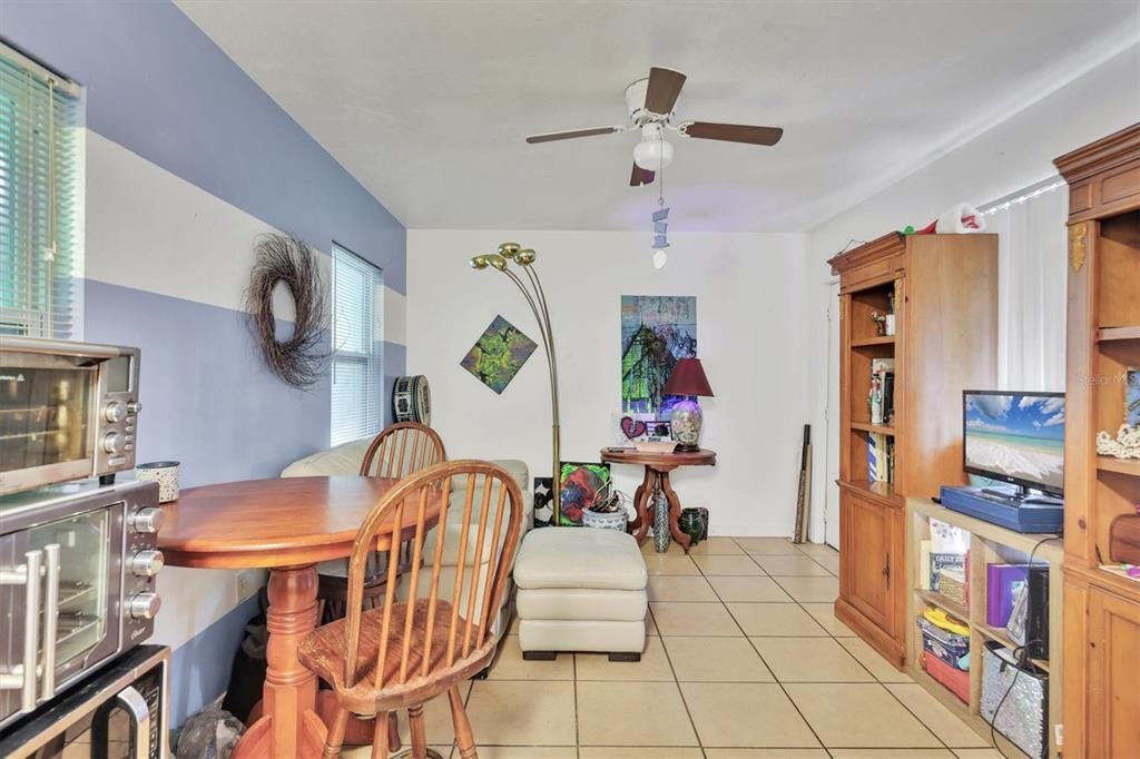 For Sale: $370,000 (3 beds, 0 baths, 1872 Square Feet)