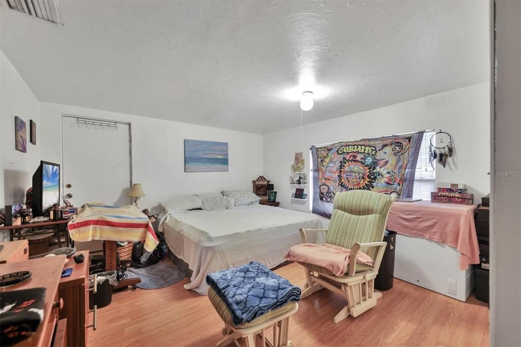 For Sale: $370,000 (3 beds, 0 baths, 1872 Square Feet)