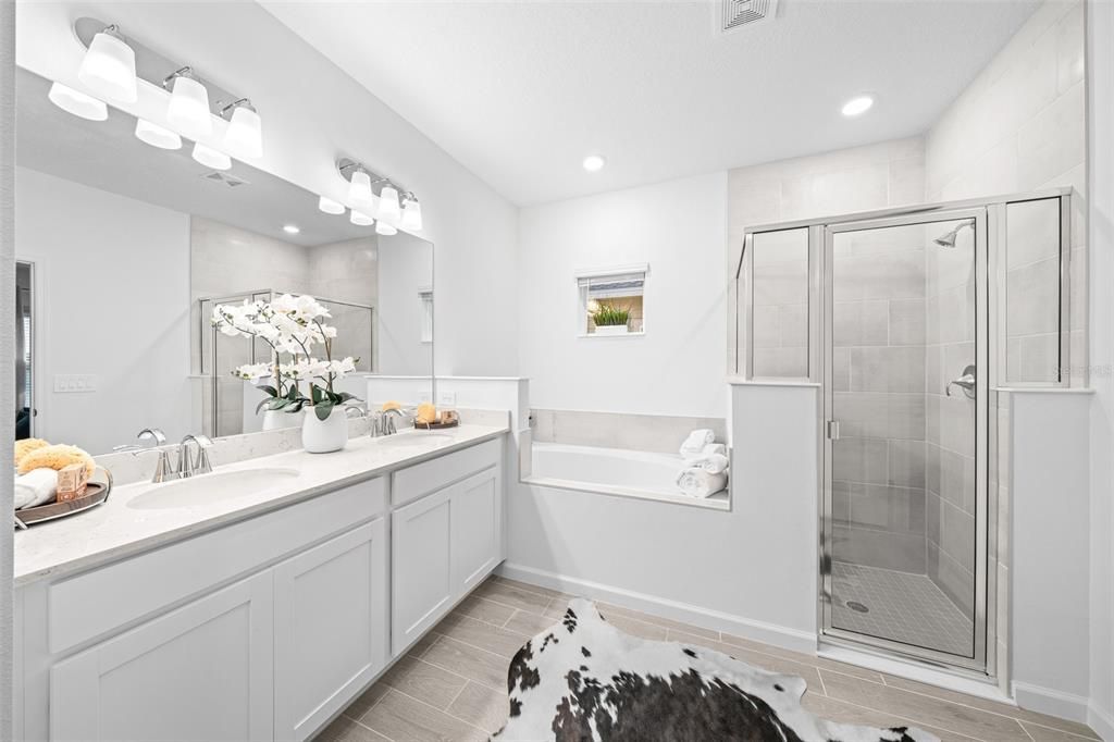 For Sale: $382,990 (4 beds, 3 baths, 2571 Square Feet)