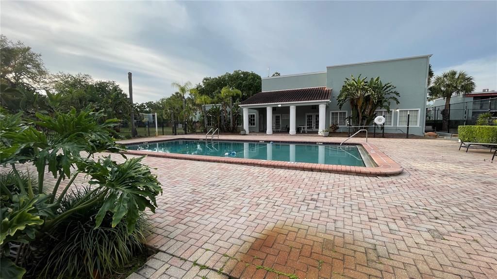 En Venta: $129,000 (1 camas, 1 baños, 742 Pies cuadrados)