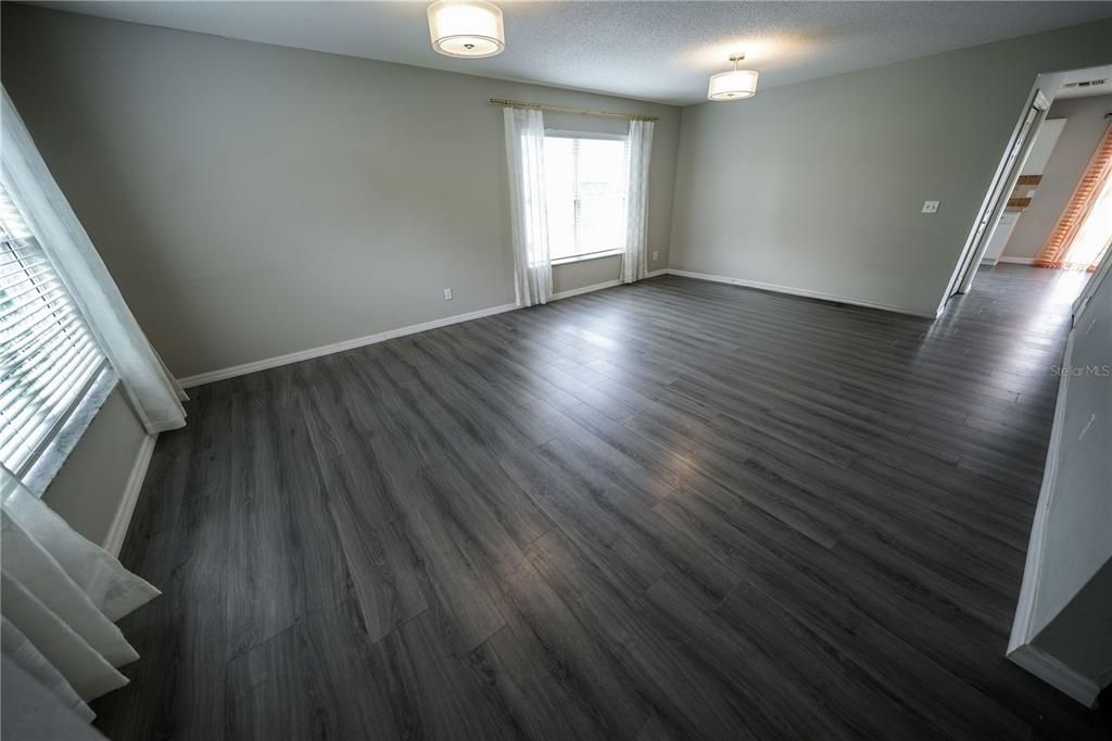 For Rent: $2,850 (4 beds, 2 baths, 2529 Square Feet)