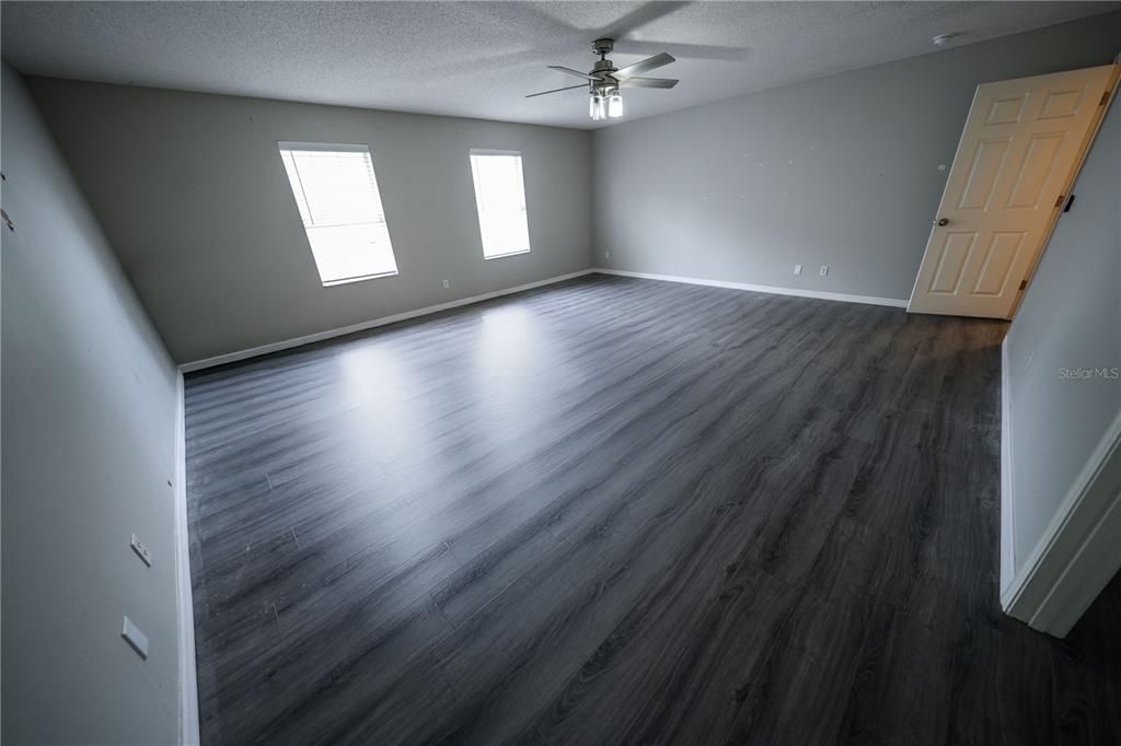 For Rent: $2,850 (4 beds, 2 baths, 2529 Square Feet)