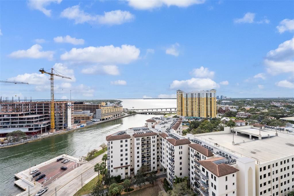 待售: $1,150,000 (2 贝兹, 2 浴室, 1349 平方英尺)