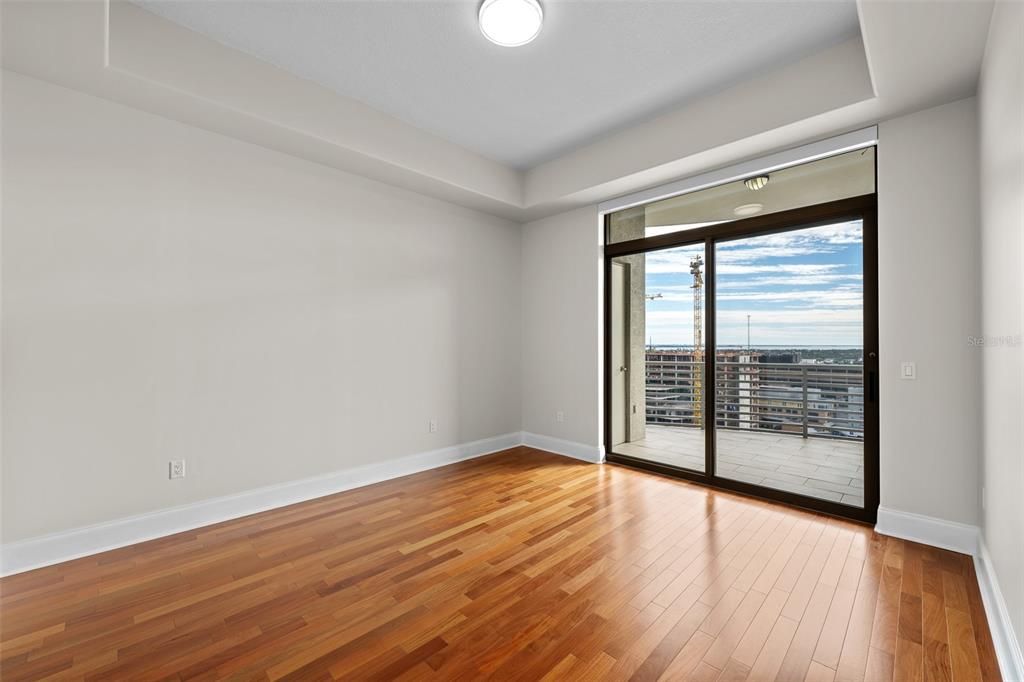 待售: $1,150,000 (2 贝兹, 2 浴室, 1349 平方英尺)