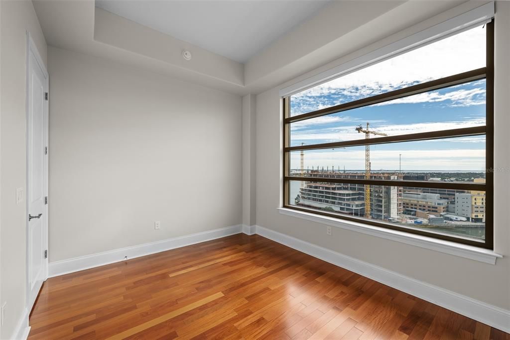 待售: $1,150,000 (2 贝兹, 2 浴室, 1349 平方英尺)