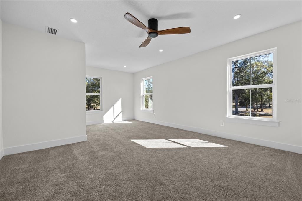 待售: $444,900 (4 贝兹, 3 浴室, 2730 平方英尺)