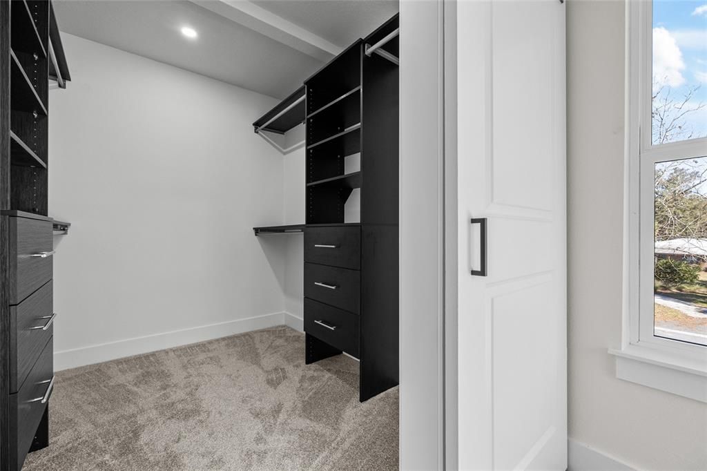 待售: $444,900 (4 贝兹, 3 浴室, 2730 平方英尺)