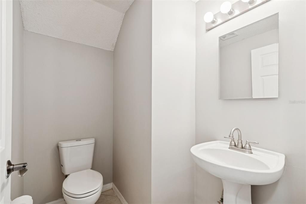 En Venta: $262,000 (2 camas, 2 baños, 1580 Pies cuadrados)