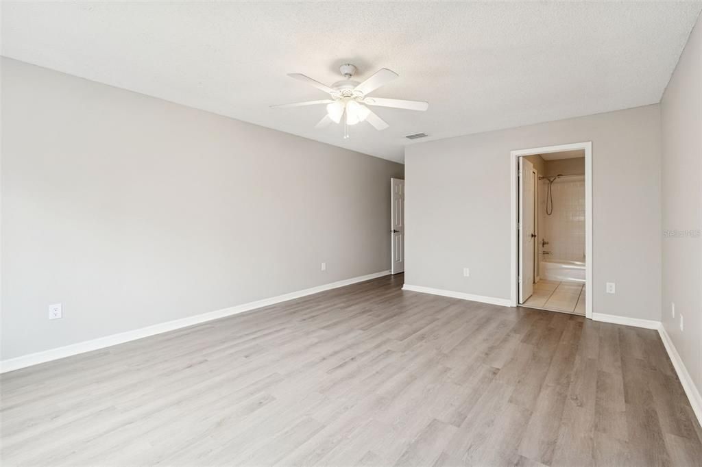 En Venta: $262,000 (2 camas, 2 baños, 1580 Pies cuadrados)