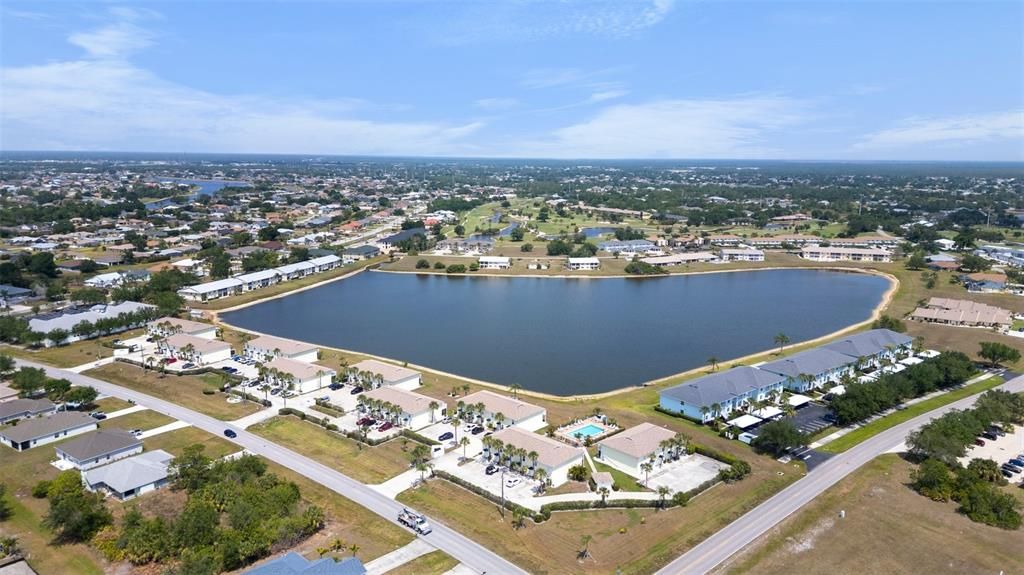 For Sale: $189,000 (2 beds, 2 baths, 1078 Square Feet)