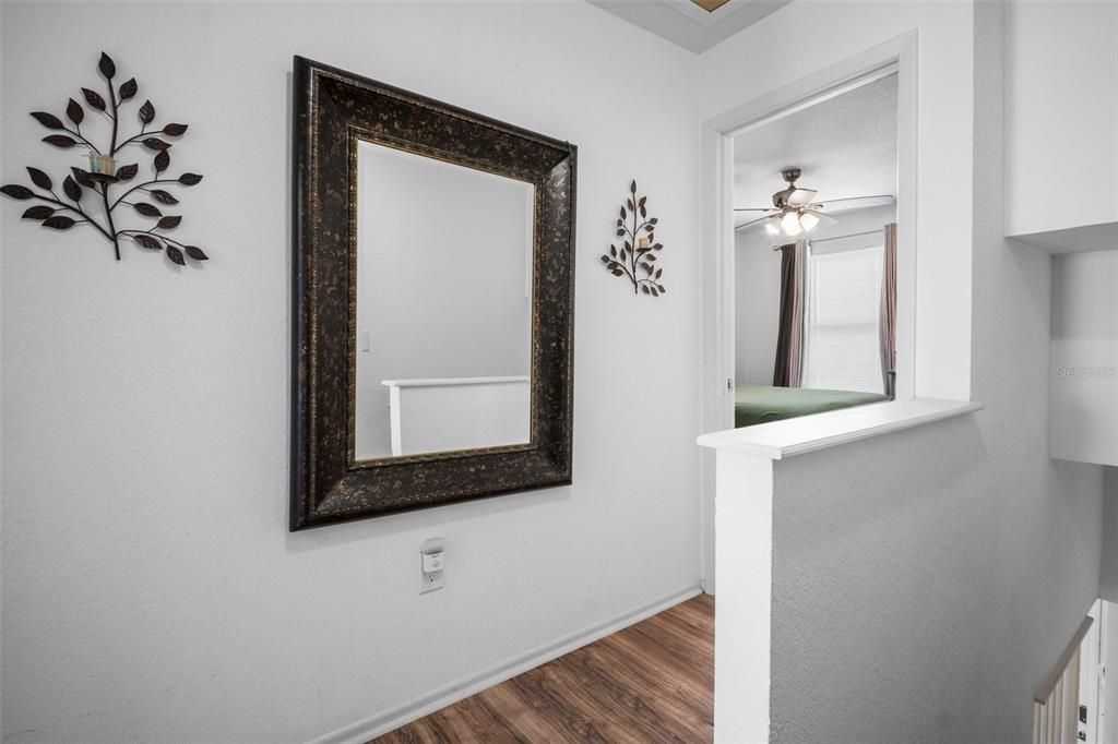 For Sale: $189,000 (2 beds, 2 baths, 1078 Square Feet)