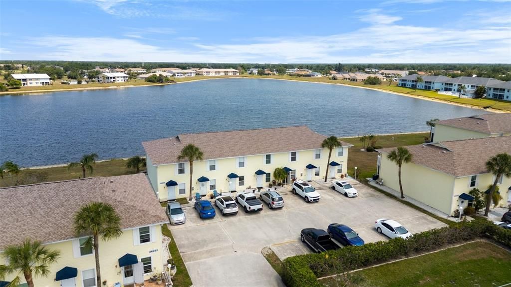 For Sale: $189,000 (2 beds, 2 baths, 1078 Square Feet)