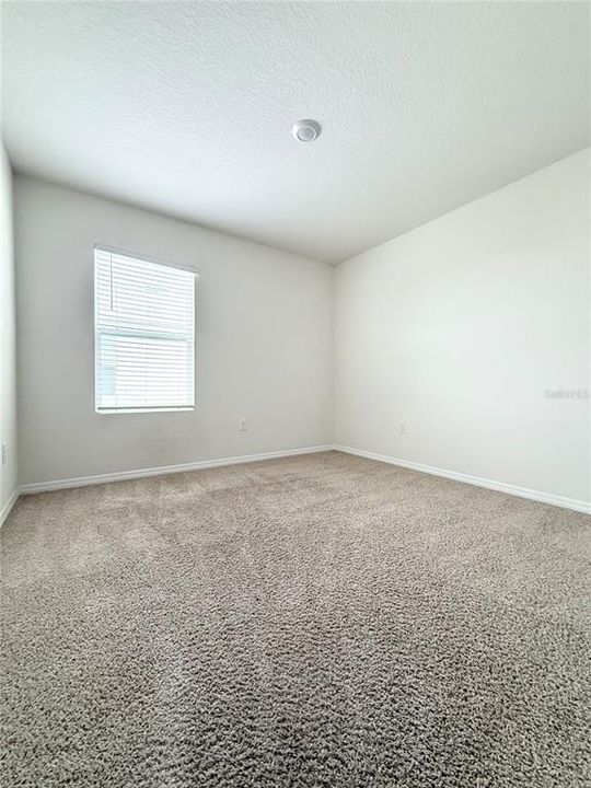 For Rent: $2,500 (5 beds, 3 baths, 2447 Square Feet)