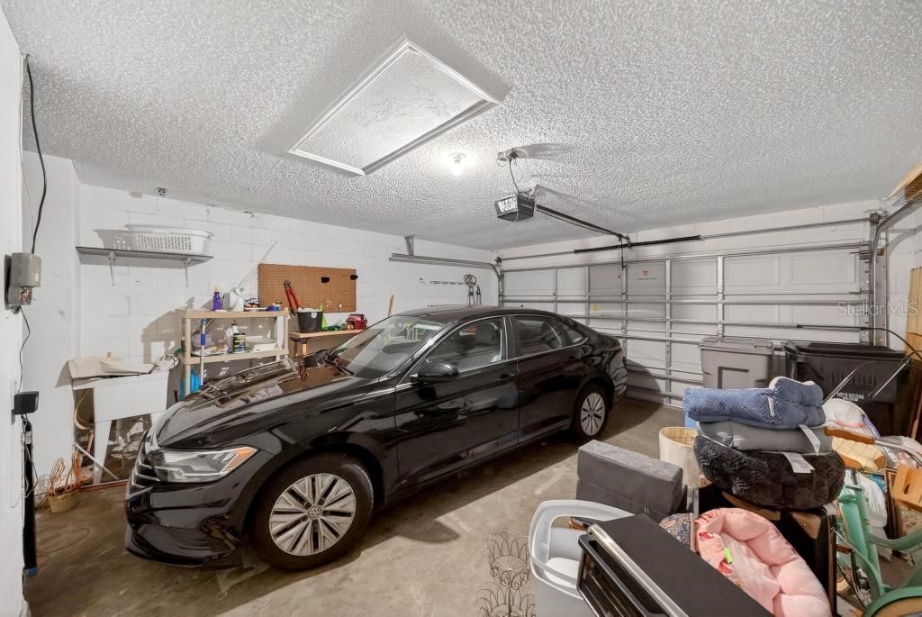 For Sale: $359,900 (3 beds, 2 baths, 1502 Square Feet)