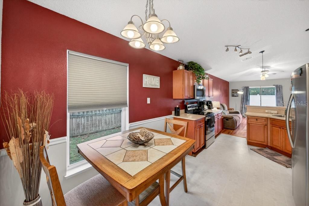 For Sale: $359,900 (3 beds, 2 baths, 1502 Square Feet)