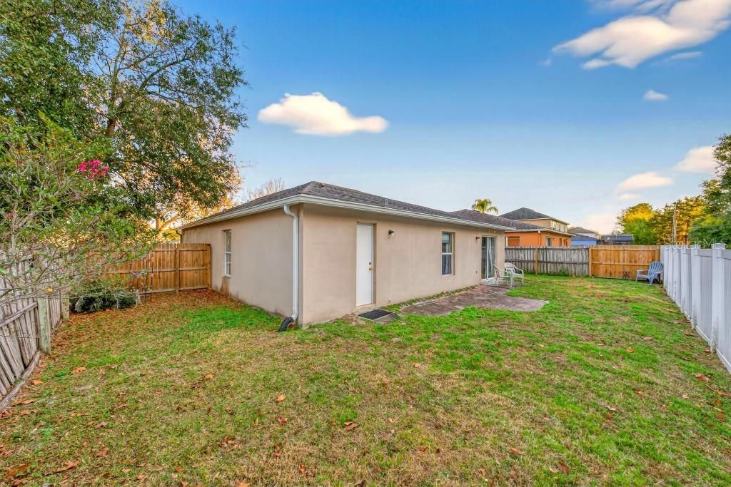 For Sale: $359,900 (3 beds, 2 baths, 1502 Square Feet)