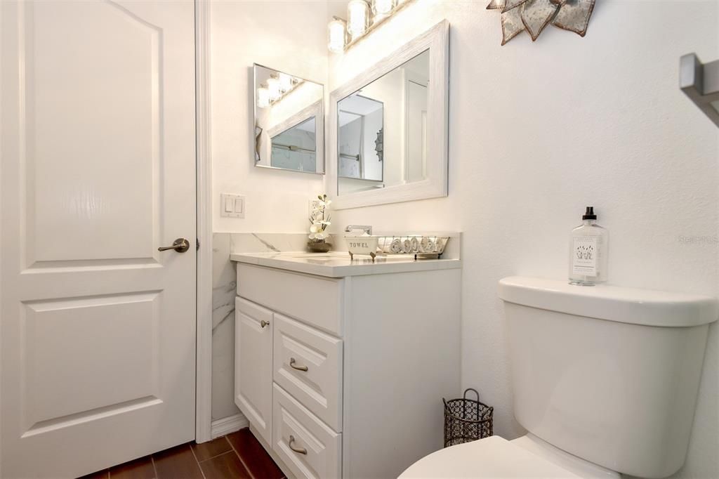 На продажу: $349,000 (3 спален, 2 ванн, 1814 Квадратных фут)