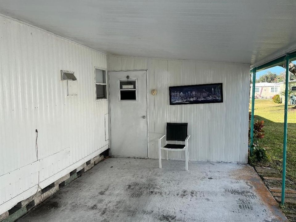 For Sale: $64,500 (1 beds, 1 baths, 516 Square Feet)