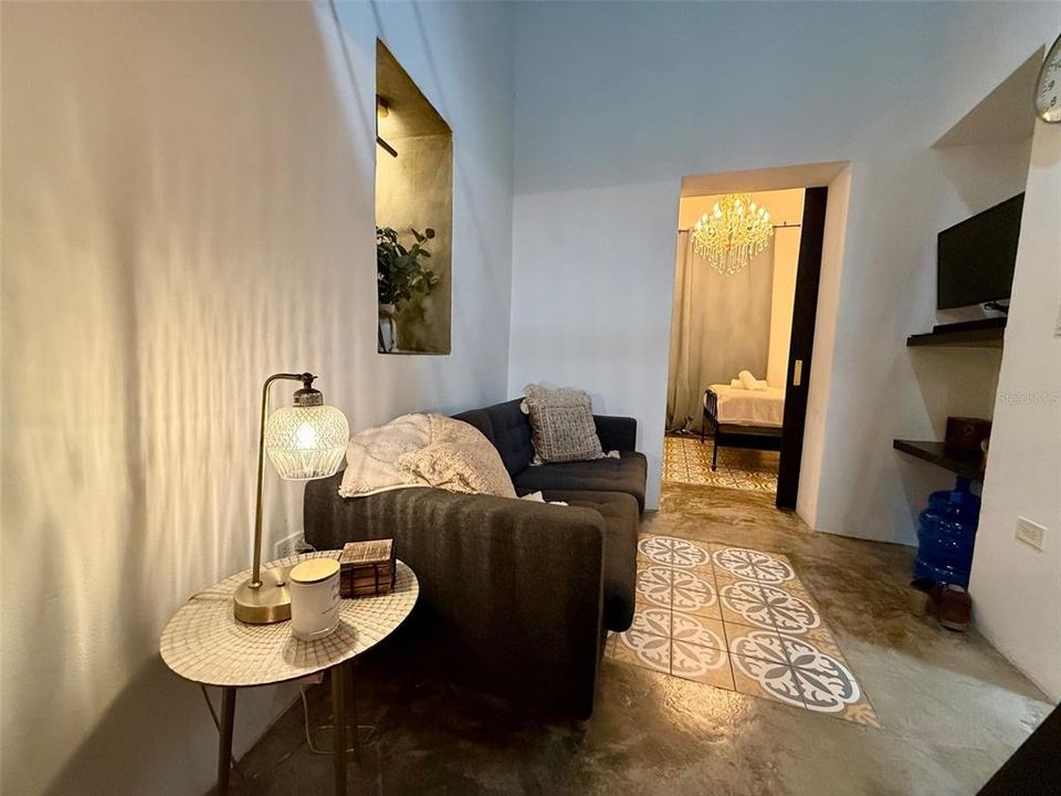 На продажу: $459,000 (1 спален, 1 ванн, 460 Квадратных фут)