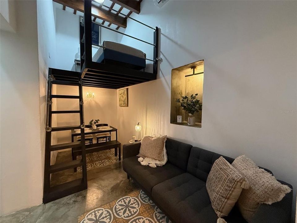 На продажу: $459,000 (1 спален, 1 ванн, 460 Квадратных фут)