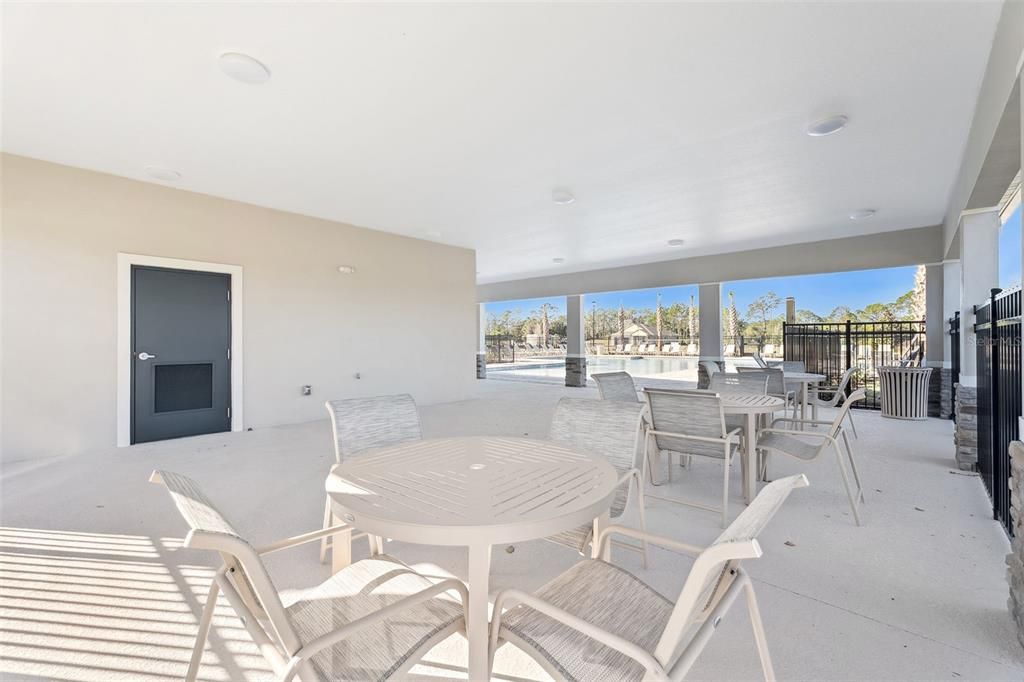 En Venta: $381,990 (4 camas, 2 baños, 1828 Pies cuadrados)