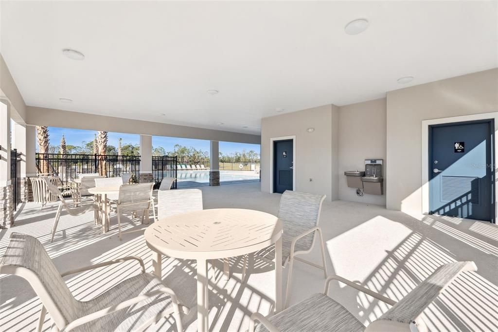 En Venta: $381,990 (4 camas, 2 baños, 1828 Pies cuadrados)