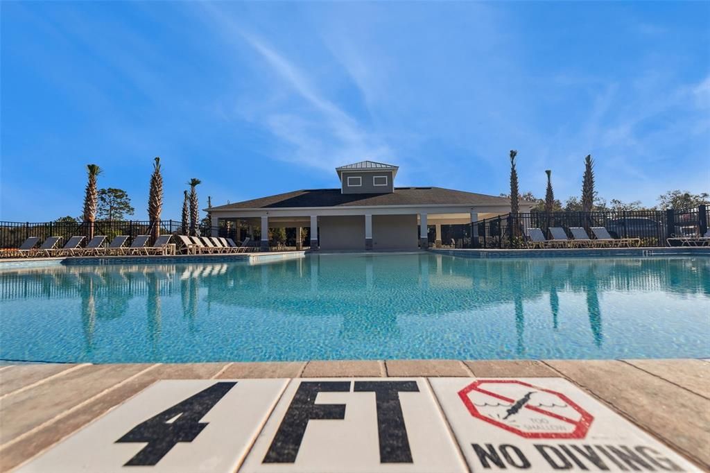 En Venta: $381,990 (4 camas, 2 baños, 1828 Pies cuadrados)