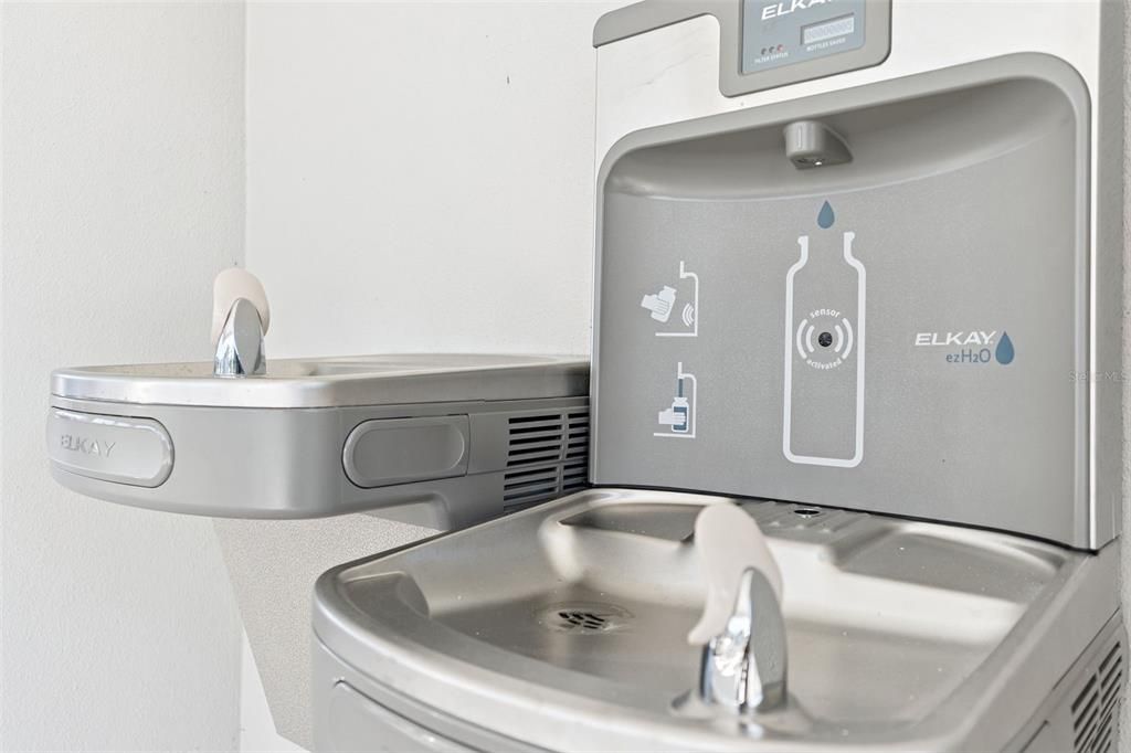 En Venta: $381,990 (4 camas, 2 baños, 1828 Pies cuadrados)