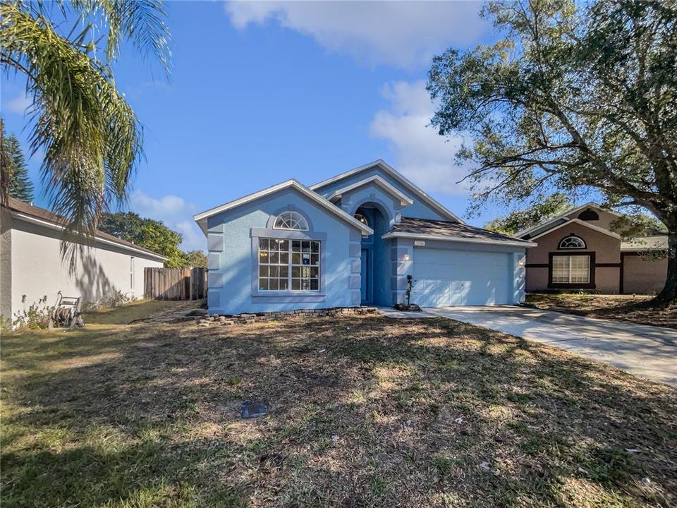 En Venta: $330,000 (3 camas, 2 baños, 1585 Pies cuadrados)