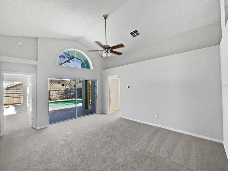 En Venta: $330,000 (3 camas, 2 baños, 1585 Pies cuadrados)