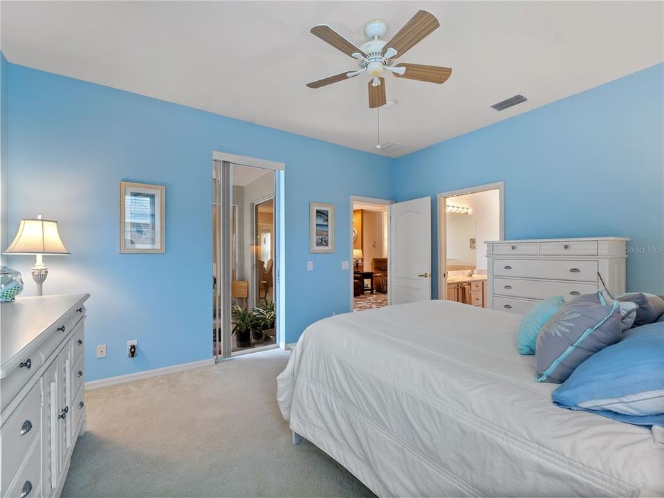 En Venta: $545,000 (2 camas, 2 baños, 1873 Pies cuadrados)