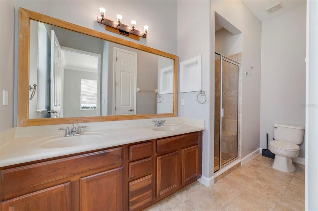 For Sale: $479,000 (4 beds, 2 baths, 2296 Square Feet)