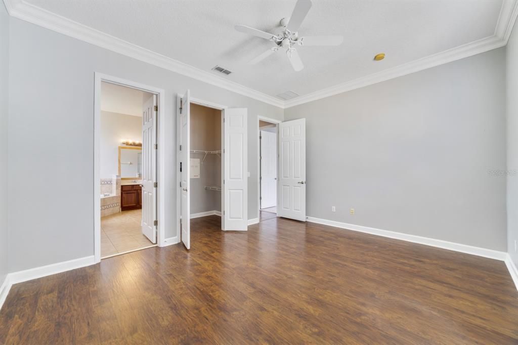 For Sale: $479,000 (4 beds, 2 baths, 2296 Square Feet)