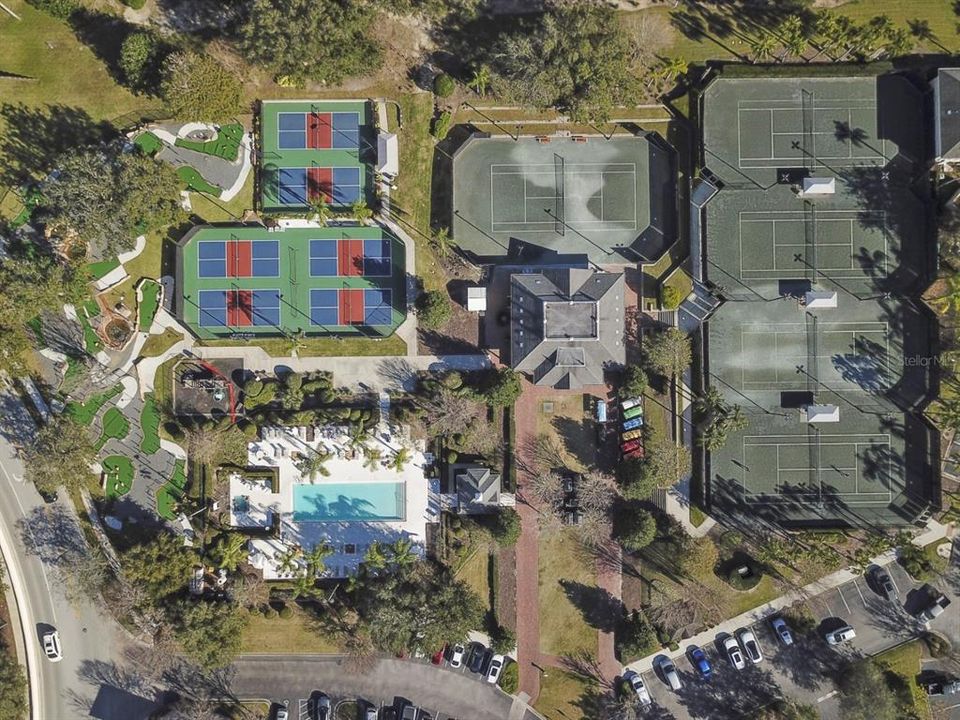 For Sale: $479,000 (4 beds, 2 baths, 2296 Square Feet)